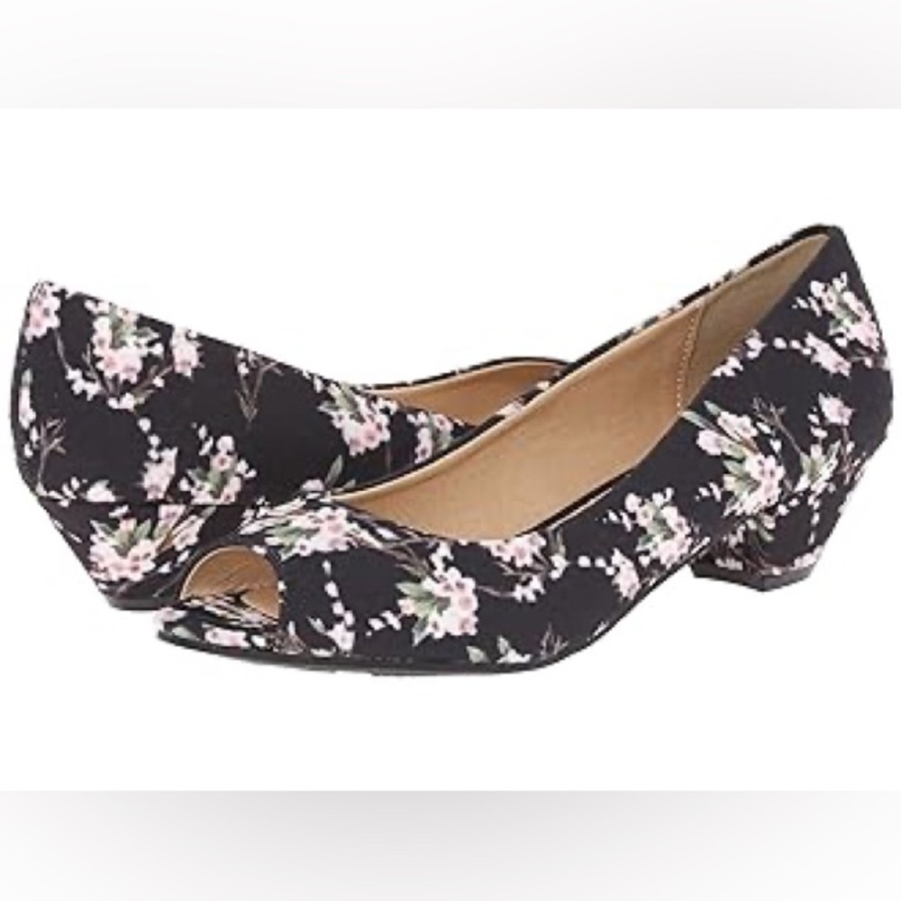 CL BY LAUNDRY Calson Open Toe Slip on Low Heeled Shoes Black White Floral NWB 10
